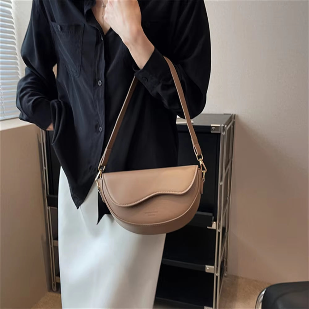 2023 New Pu Leather Women'S Crossbody Bags with Stylish Red Wide Shoulder Strap Fashionable Shoulder Solid Color Underarm Bags