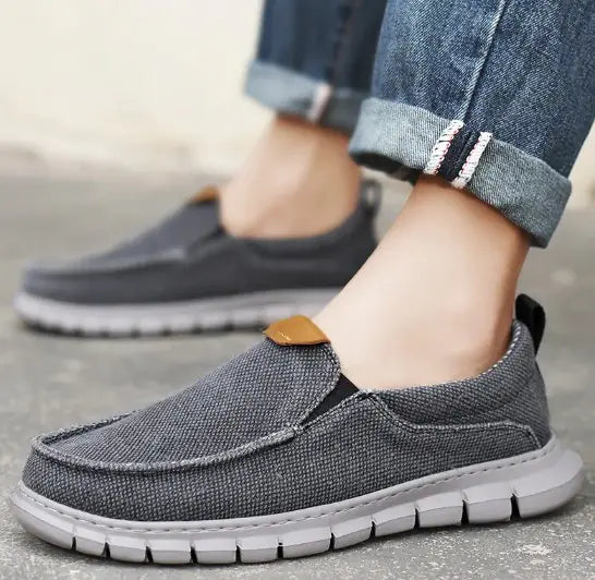 Lightweight Casual Shoes